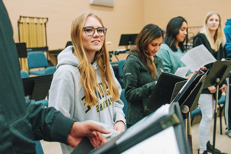 Student sing in choir